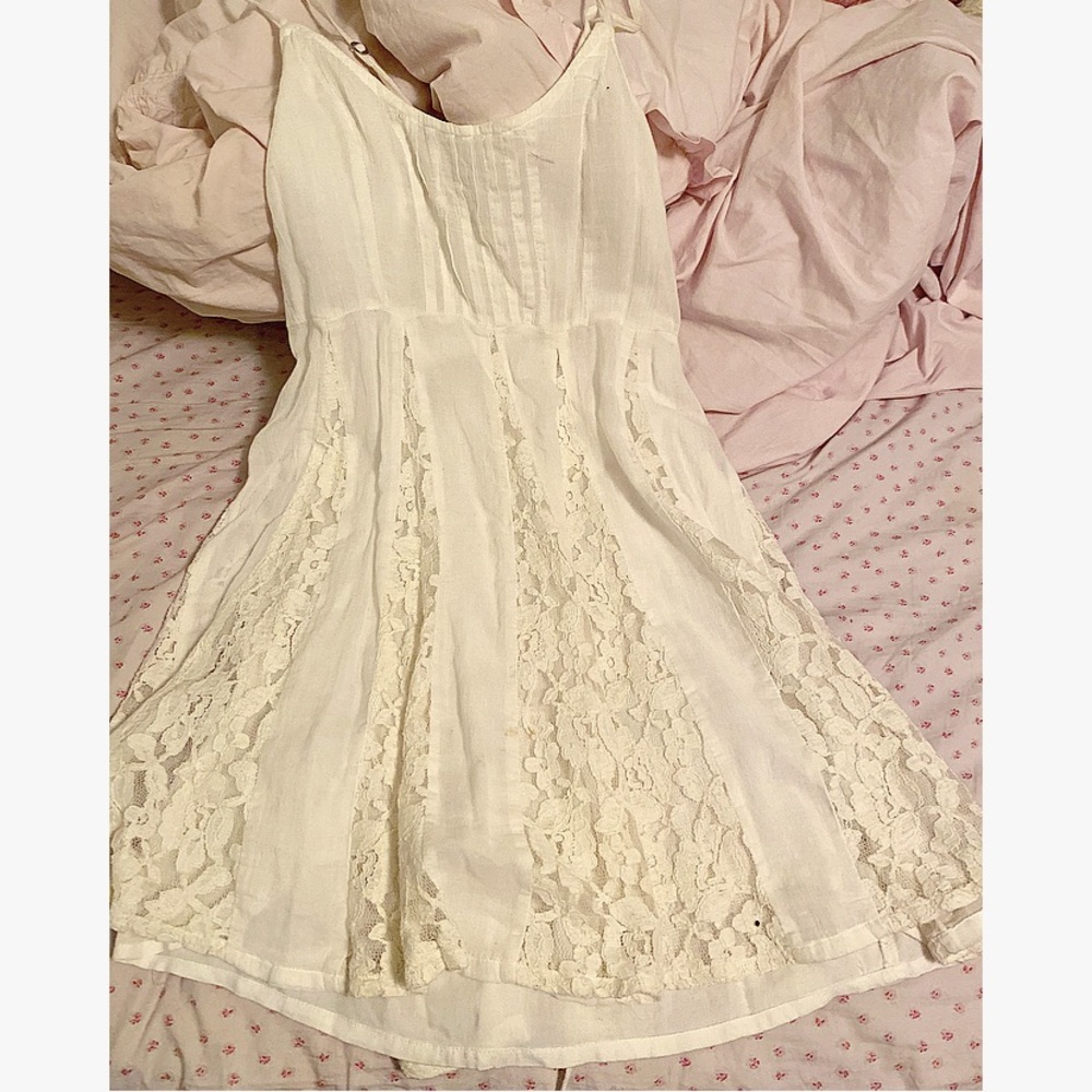 Women’s white sundress